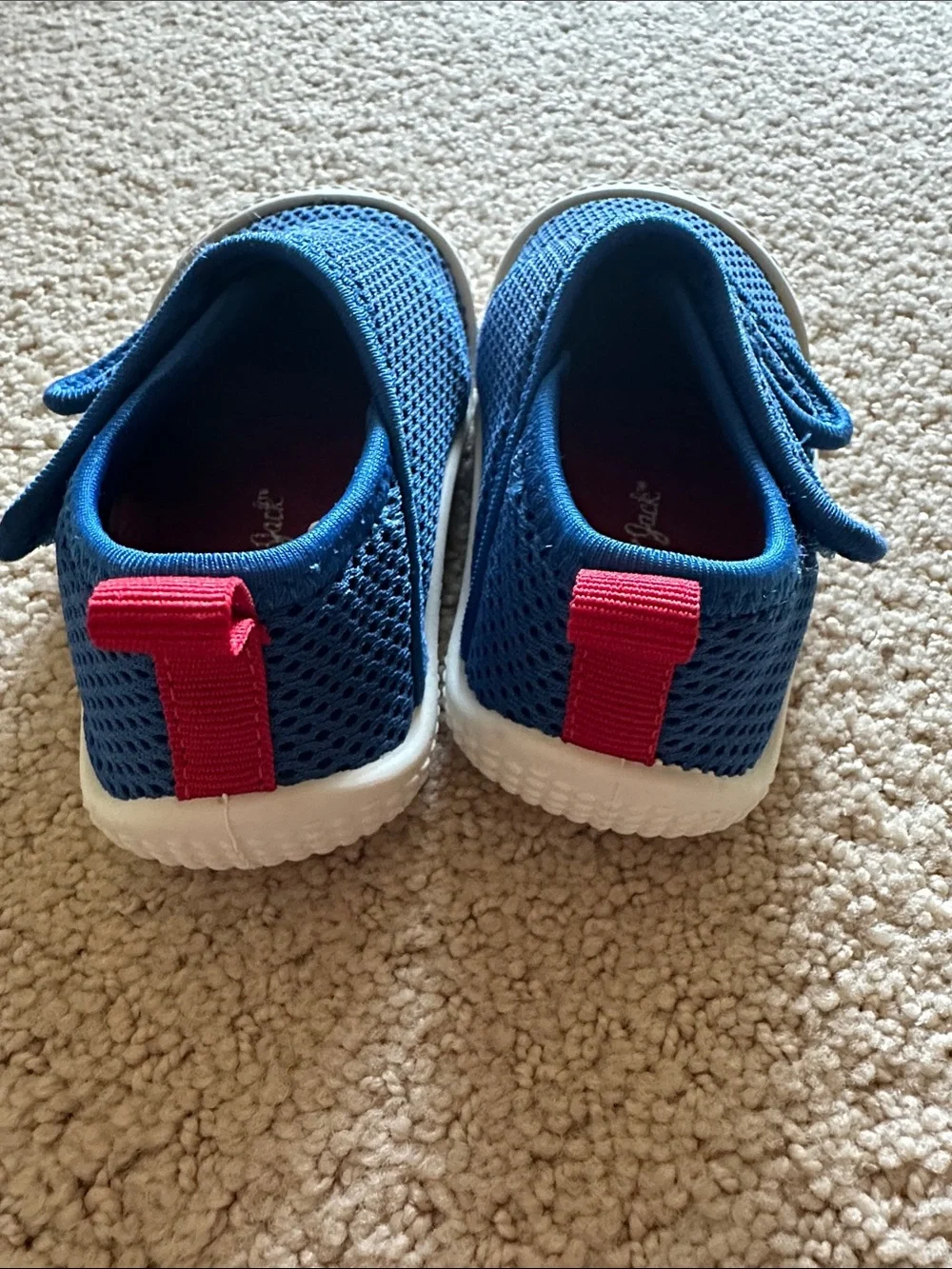 Cat & Jack Royal Blue Mesh Kids Slip-On Water Shoes with White Soles size 6 T